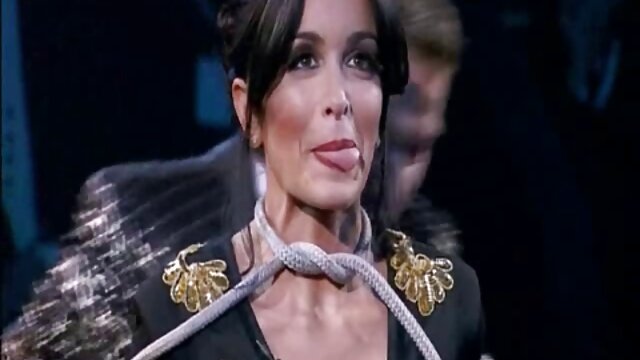 ایچ ڈی کے معیار :  جنگلی فیلم سکس پشتو لڑکی جینس میں ایک مشکل ڈک چوس بالغ فحش ویڈیوز