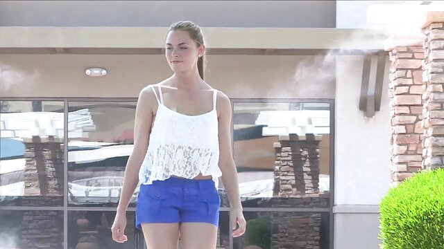 ایچ ڈی کے معیار :  ایک سنہرے بالوں والی کے ساتھ ایک فرم بٹ جاتا ہے اور کی طرف فیلم سکسی دو زن سے چاٹ لیا اس کے پریمی بالغ فحش ویڈیوز 