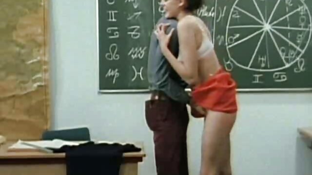 ایچ ڈی کے معیار :  پیارا سنہرے بالوں والی کتیا فیلم سکسی xnxx میں شہوانی ، شہوت انگیز lingerie کی ضرورت ہے کچھ مشکل مقعد بالغ فحش ویڈیوز