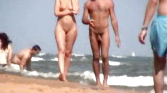 ایچ ڈی کے معیار :  ایکس فن دانلود فیلم سکسی پسر با پسر - رومانوی باغ میں (اننی ارورہ) بالغ فحش ویڈیوز 