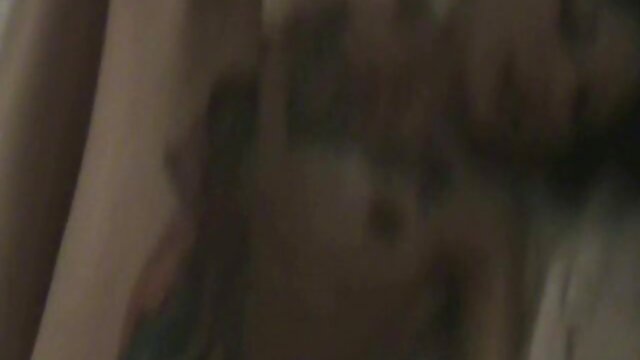 ایچ ڈی کے معیار :  ایک سنہرے بالوں والی ہے کہ ایک میٹھی مسکراہٹ کے دور میں اس کے سفید گیف سکسی شهوانی lingerie بالغ فحش ویڈیوز 