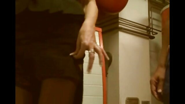 ایچ ڈی کے معیار :  ایک سیاہ کے ساتھ لیٹنا فیلم سکسی در کشتی ، بڑی چوچیان ، اتارنا fucking ہے اس کے استاد کی میز پر بالغ فحش ویڈیوز