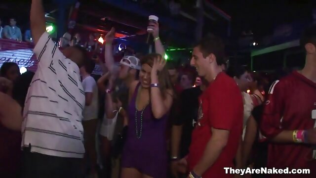 ایچ ڈی کے معیار :  شہوانی ، ہو رہی ہے ، ایک بڑی گراس کی منی میں اس کانال تلگرامی شهوانی شہوانی ، شہوت انگیز چہرہ بالغ فحش ویڈیوز